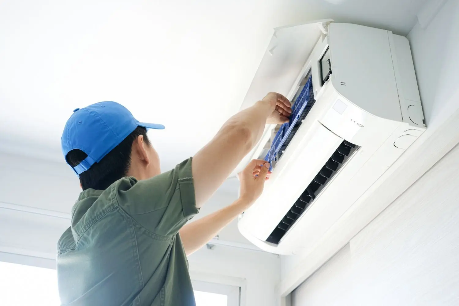 AC Technician Dubai